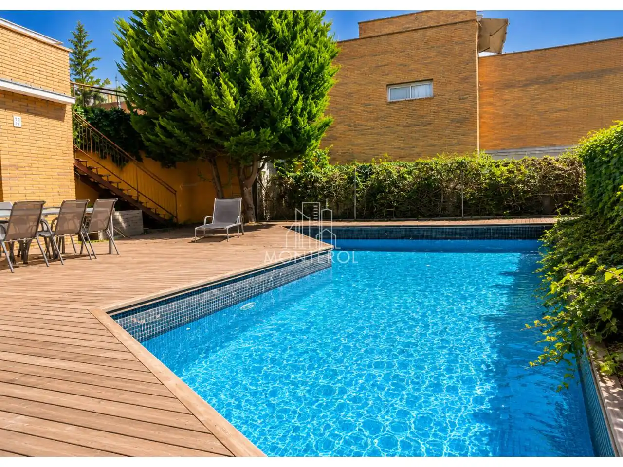 Piscina de Casa o chalet en venta en Rubí con Calefacción, Jardín privado y Terraza