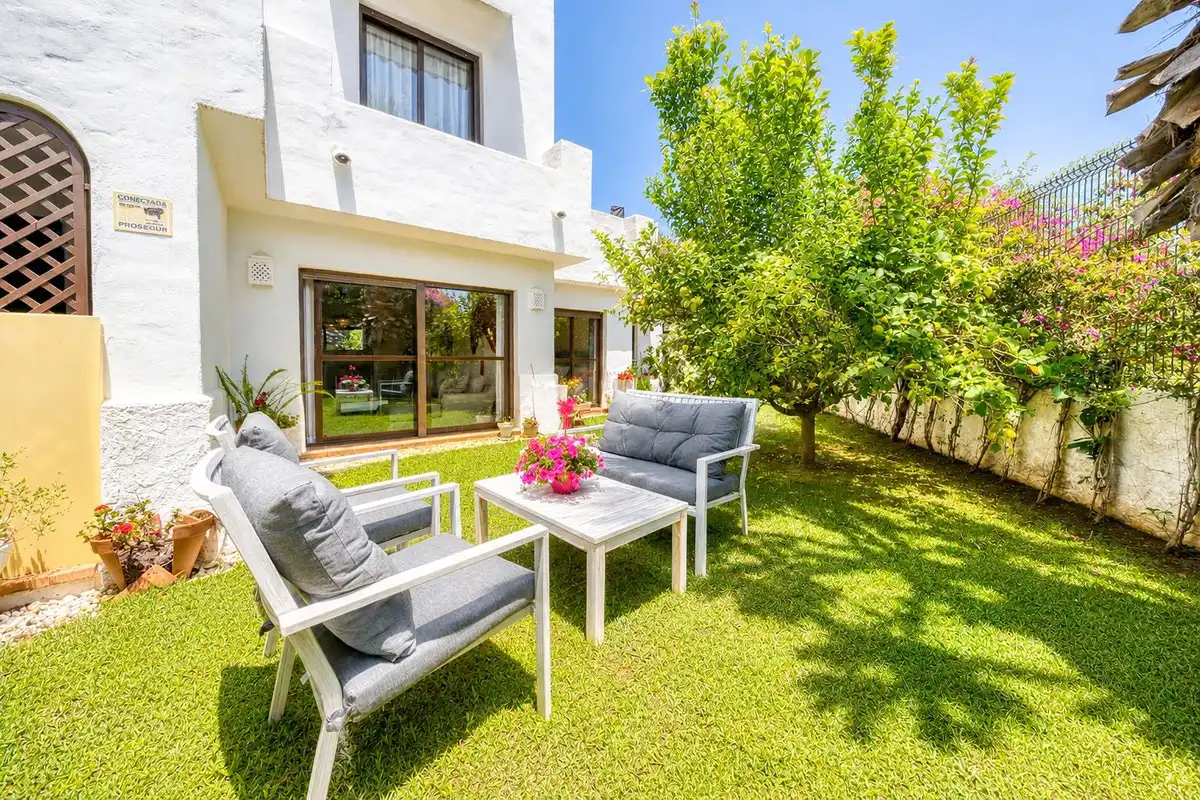 Jardí de Planta baixa en venda en Estepona amb Aire condicionat, Jardí privat i Terrassa