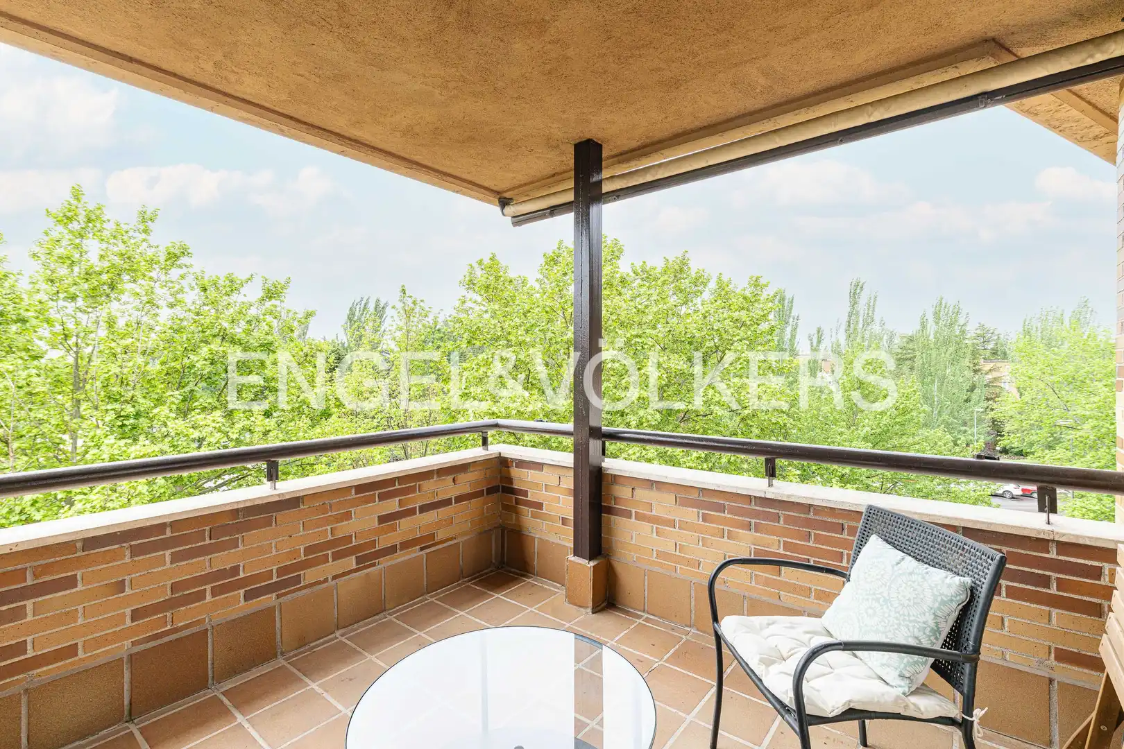 Terraza de Ático en venta en Majadahonda con Aire acondicionado, Calefacción y Parquet