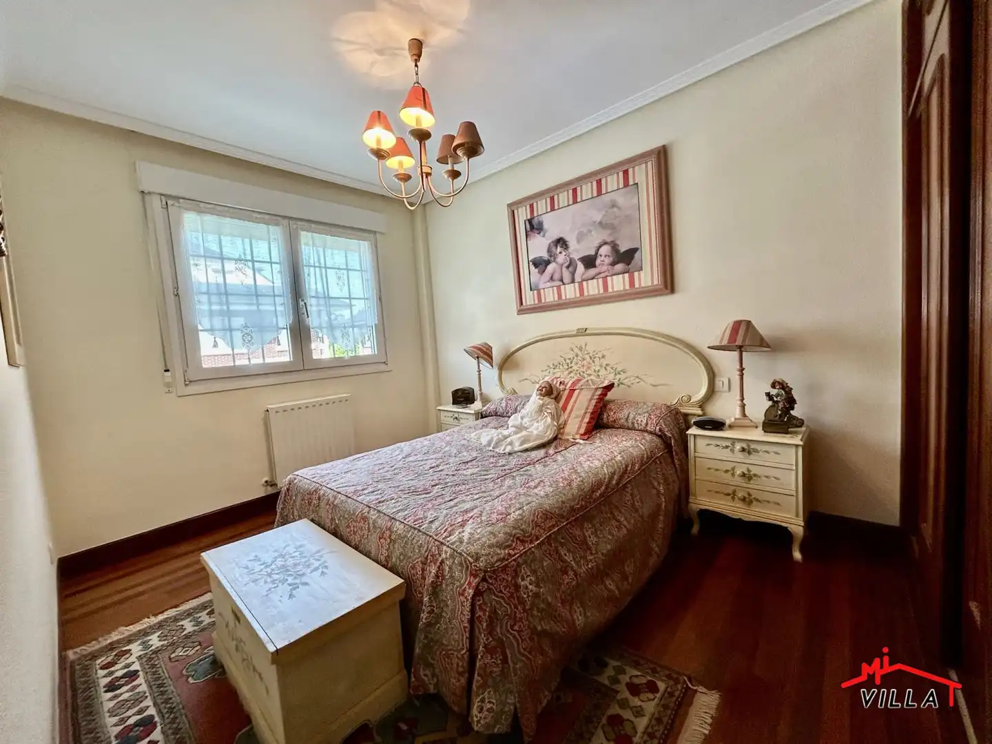 Habitación de Casa o chalet en venta en Laredo con Calefacción y Amueblado