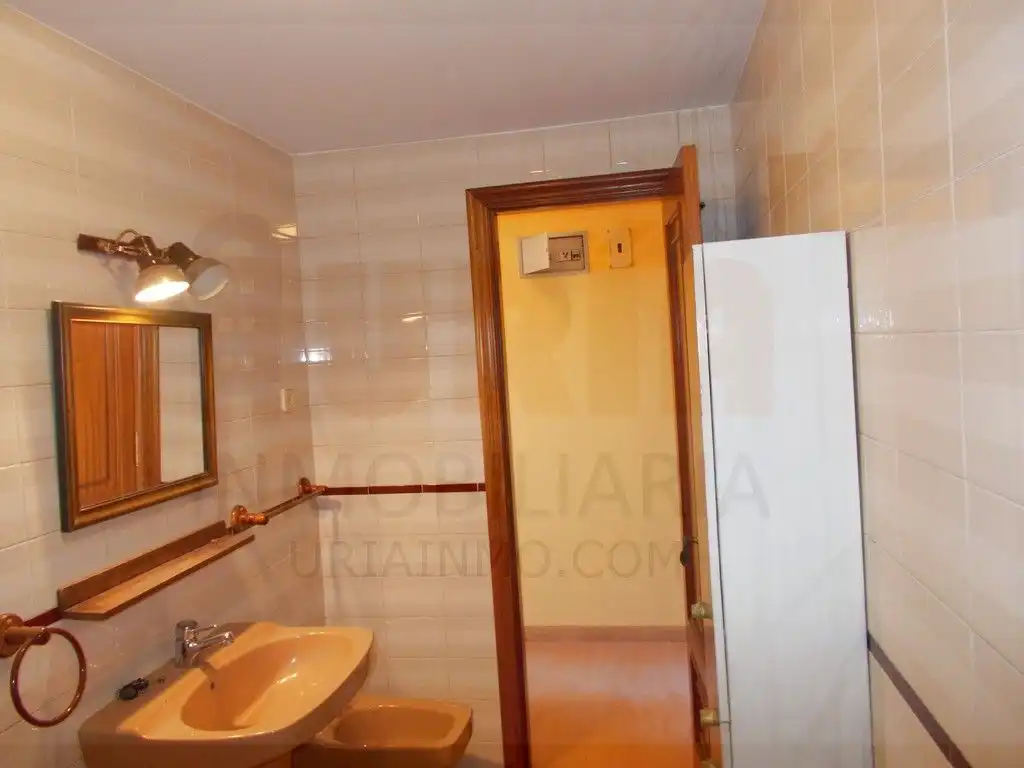 Baño de Apartamento de alquiler en Centro - Casco Histórico