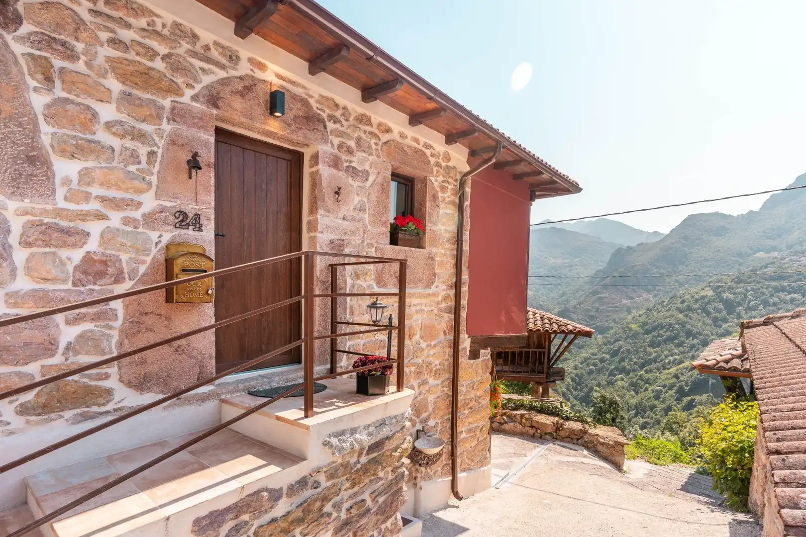 Vista exterior de Casa o chalet en venta en Somiedo con Aire acondicionado, Calefacción y Terraza