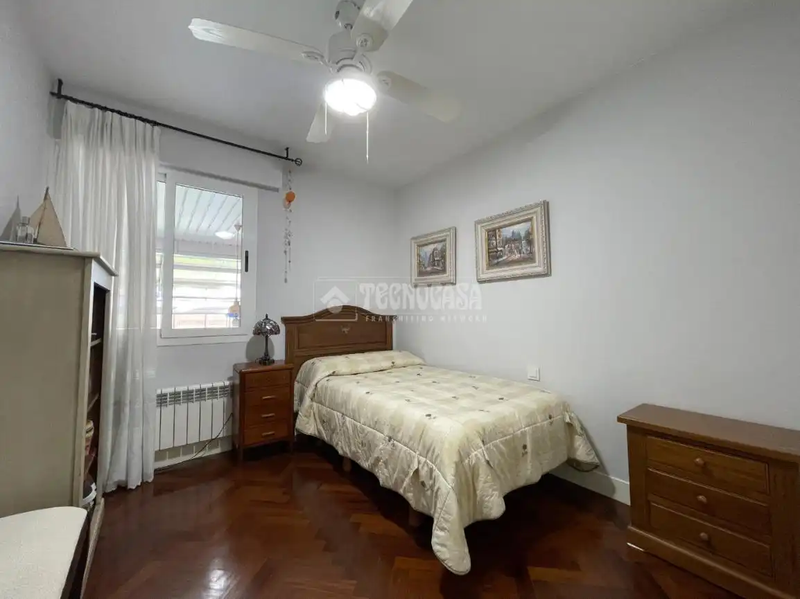 Dormitori de Casa adosada en venda en Arroyomolinos (Madrid) amb Aire condicionat i Calefacció