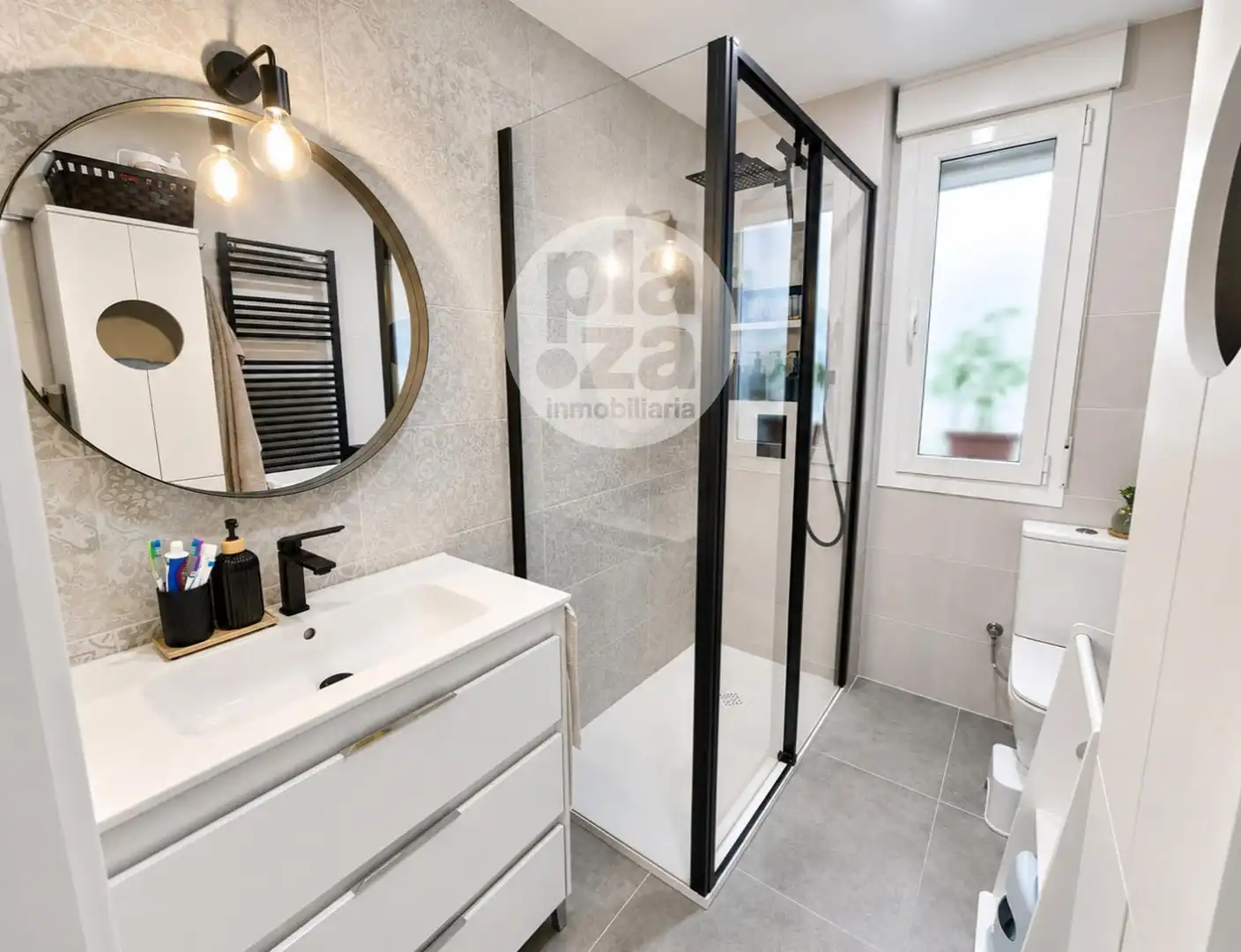 Baño de Piso en venta en Burgos con Calefacción