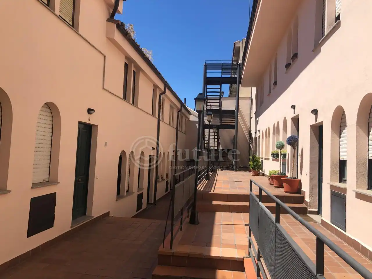 Vista exterior de Dúplex de lloguer en Salamanca amb Calefacció, Parquet i Traster