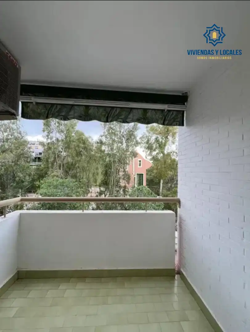 Terraza de Piso de alquiler en Granada con Aire acondicionado, Amueblado y Balcón
