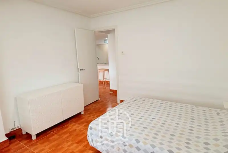 Piso con terraza en venta en Carrer dAlmagro 1, imagen 15