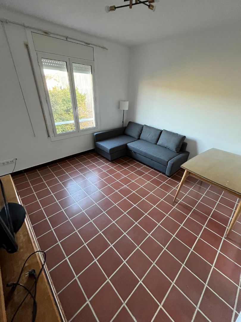 Living room of Flat to rent in Girona Capital  with Air Conditioner, Heating and Furnished