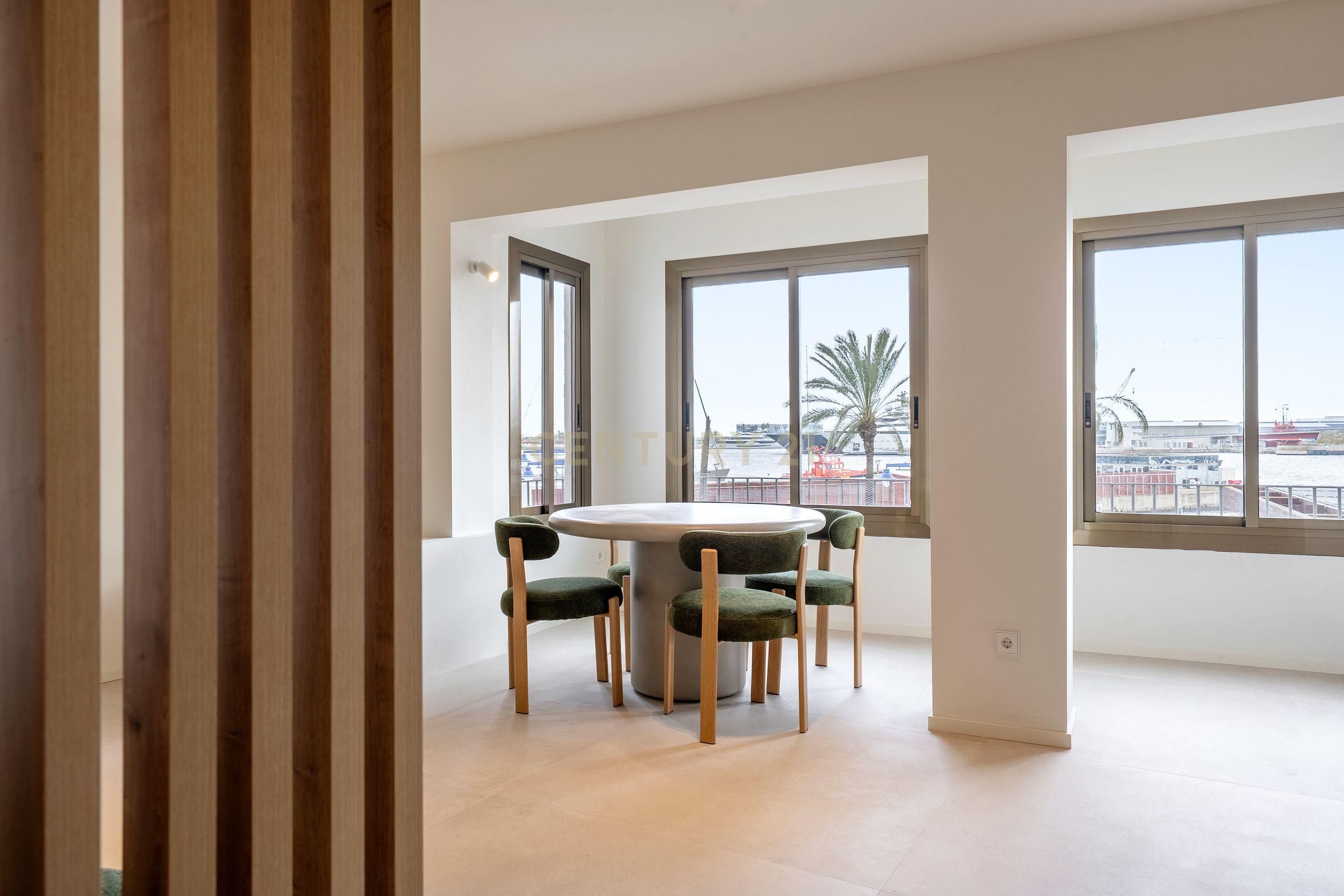 Menjador de Apartament en venda en  Tarragona Capital amb Aire condicionat, Traster i Alarma