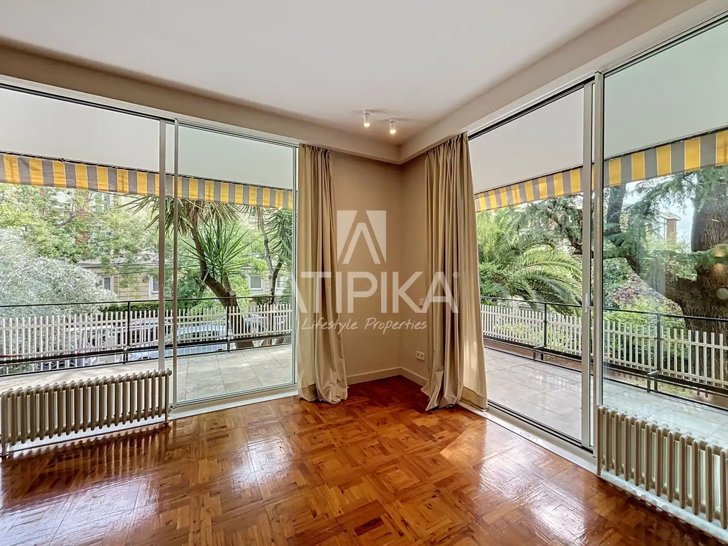Exterior view of Flat for rent in Sarrià - Sant Gervasi