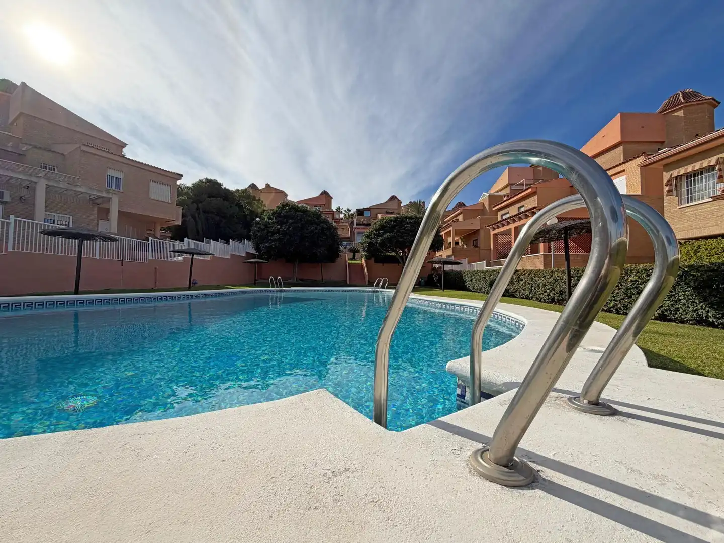 Piscina de Casa o xalet en venda en Alicante / Alacant amb Calefacció, Jardí privat i Terrassa