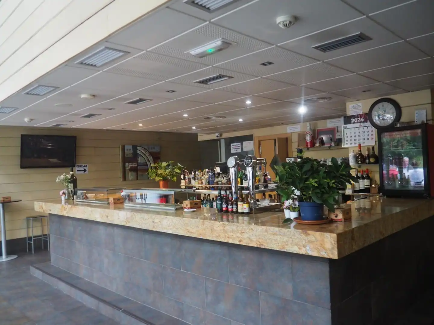 Local en venda en Alonsotegi amb Aire condicionat i Moblat