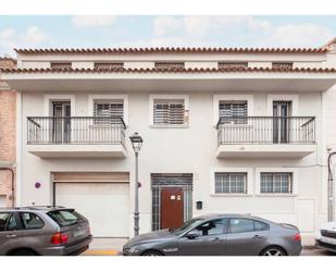 Vista exterior de Casa adosada en venda en  Valencia Capital amb Traster i Balcó