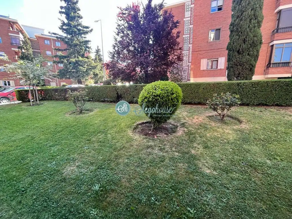 Garden of Flat for sale in Segovia  with Terrace