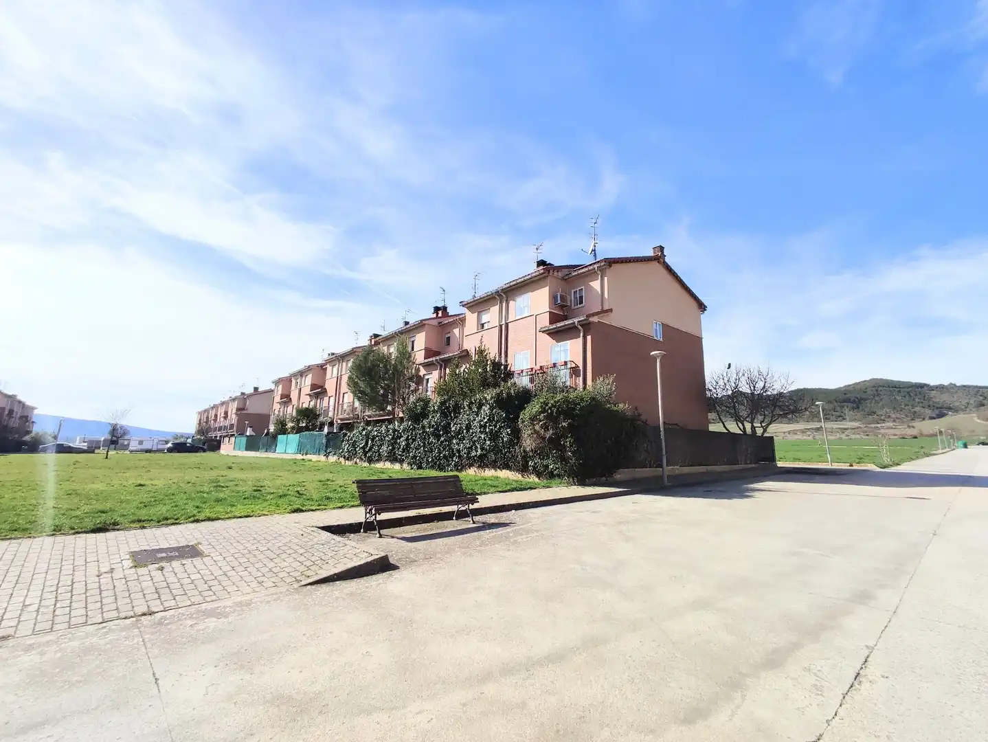 Vista exterior de Casa adosada en venta en Aoiz / Agoitz con Aire acondicionado, Calefacción y Terraza