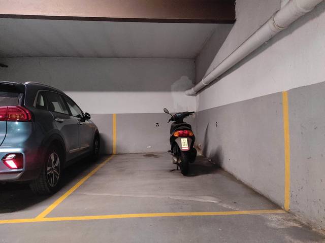 Garaje en Alquiler en Carrer dels Cintaires en Bases de Manresa - Carretera de Santpedor