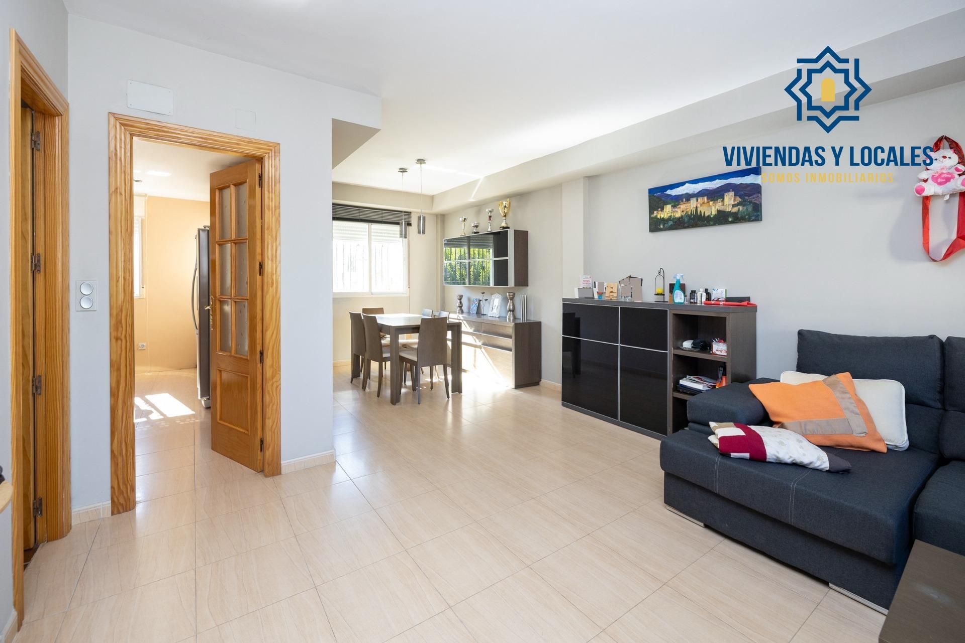 Casa adosada en venda a Avenida VEGA (BE), 251, Belicena