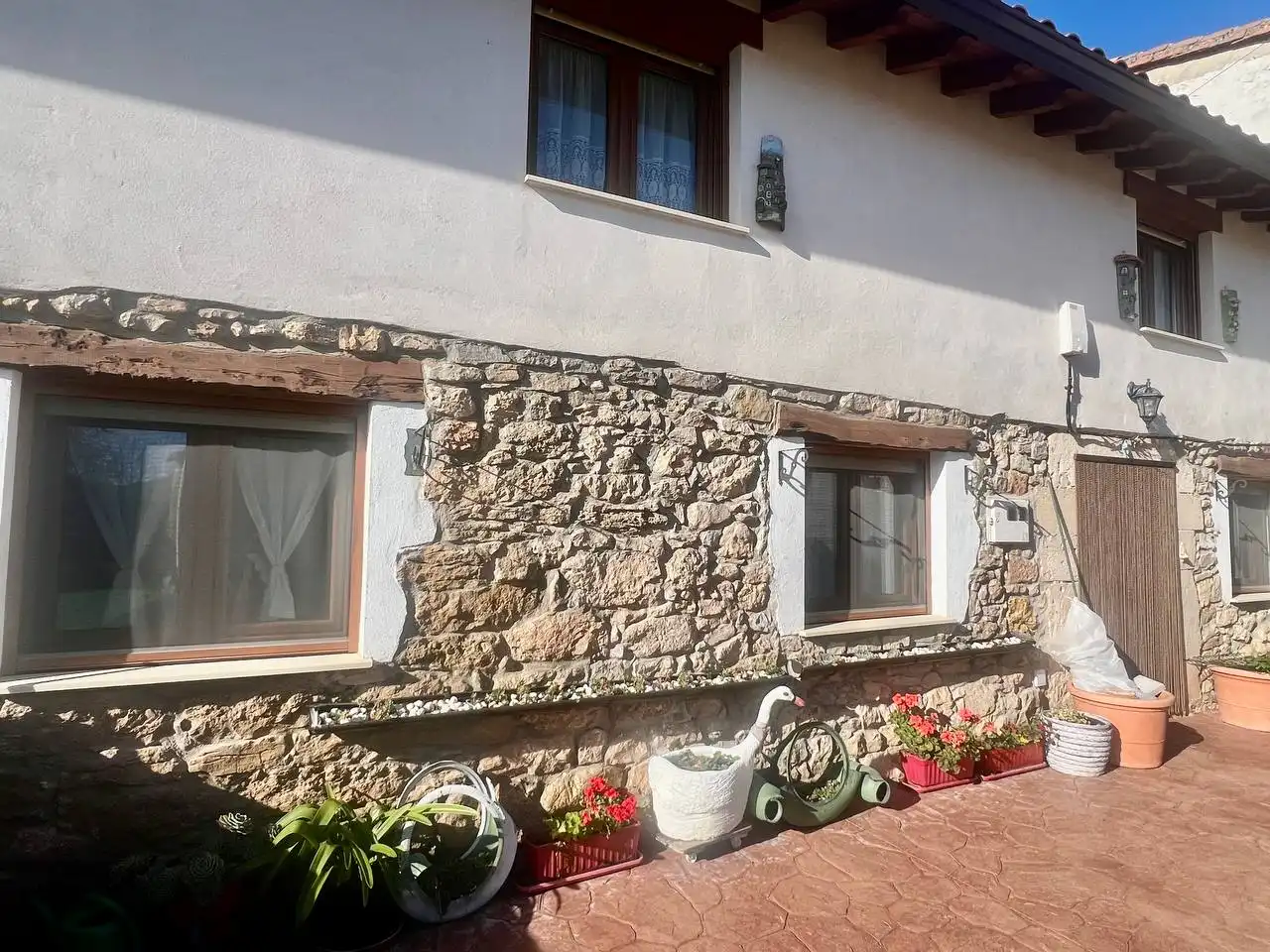 Jardí de Casa adosada en venda en Rebolledo de la Torre amb Calefacció, Parquet i Moblat