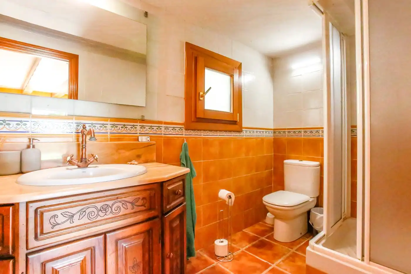 Baño de Finca rústica en venta en Sant Iscle de Vallalta con Calefacción, Terraza y Trastero