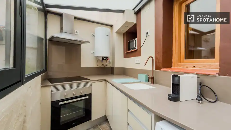 Flat for rent in El Raval