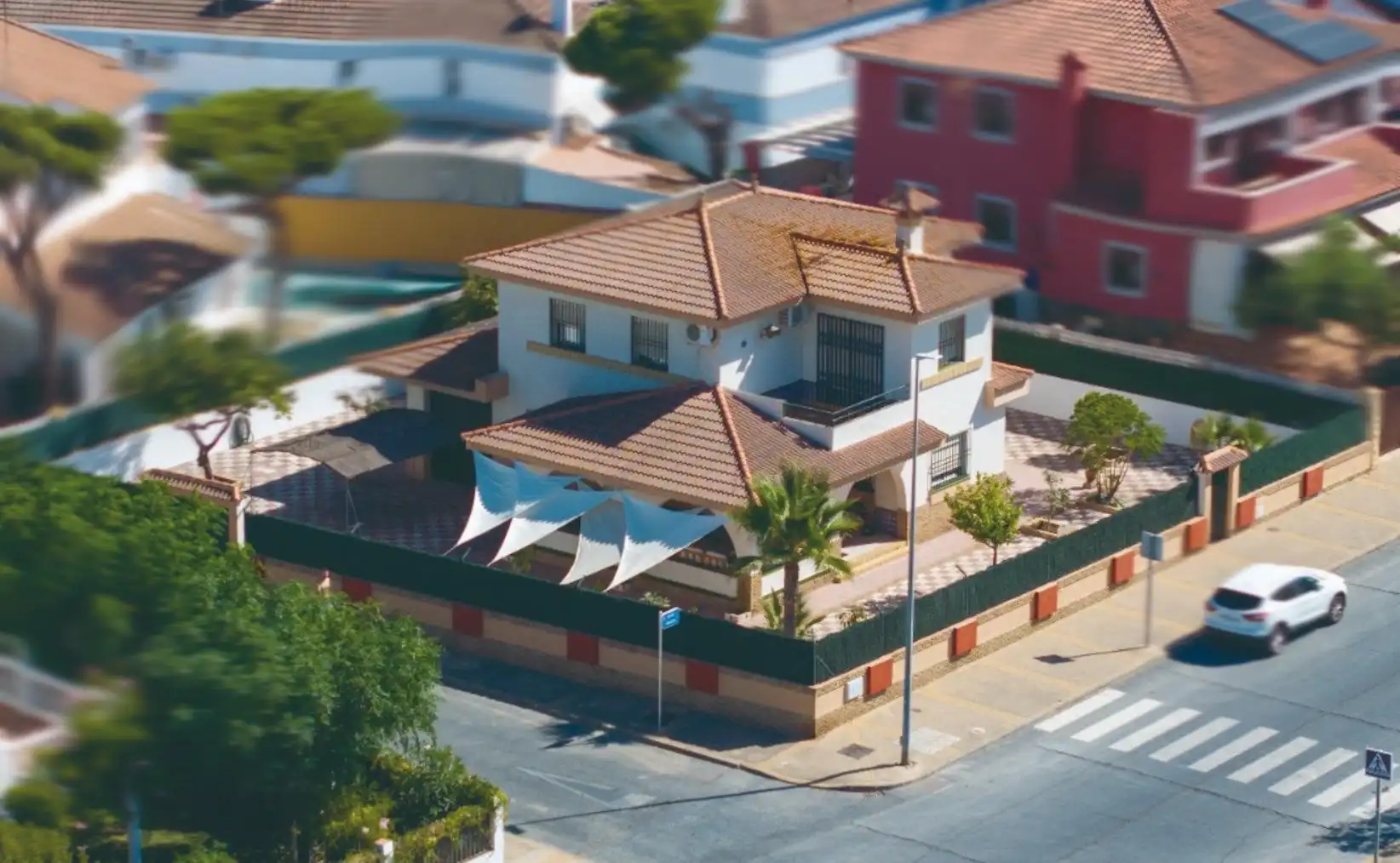 Chalet con jardín en venta en Urbasur