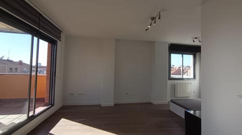 Foto 2 de Ático de alquiler en De González Soto, Numancia,  Madrid Capital