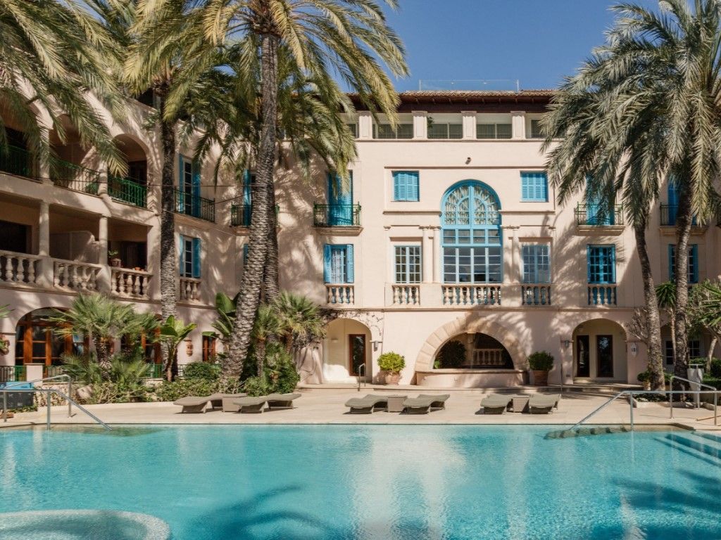 Exterior view of House or chalet for sale in Calvià  with Air Conditioner, Heating and Terrace