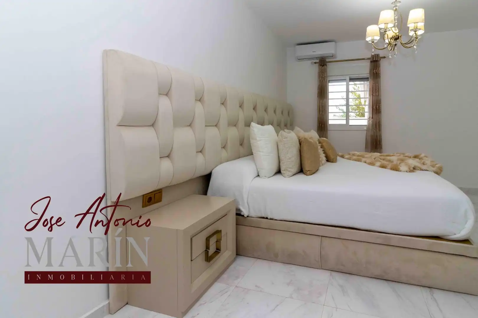Houses for sale in Maria Auxiliadora - Barriada de Llera