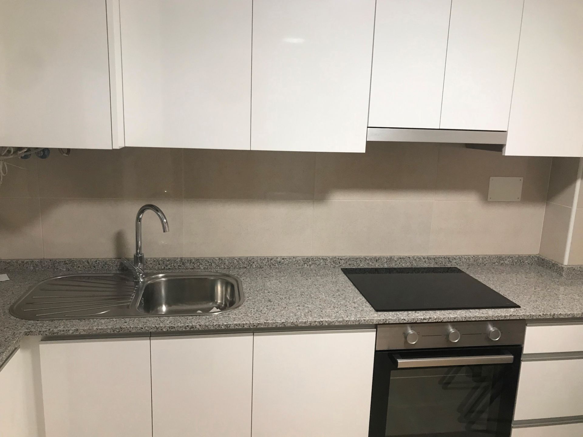 Cuina de Pis de lloguer en Santiago de Compostela  amb Moblat