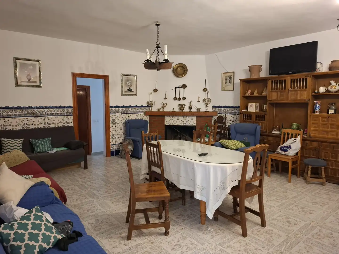 Menjador de Finca rústica en venda en Fuente de Piedra amb Jardí privat, Piscina i Moblat