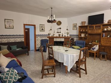 Casa rústica con piscina en venta en Fuente de Piedra