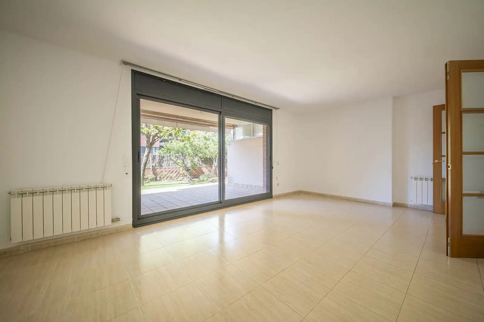 Jardí de Pis en venda en Olèrdola amb Calefacció, Jardí privat i Parquet