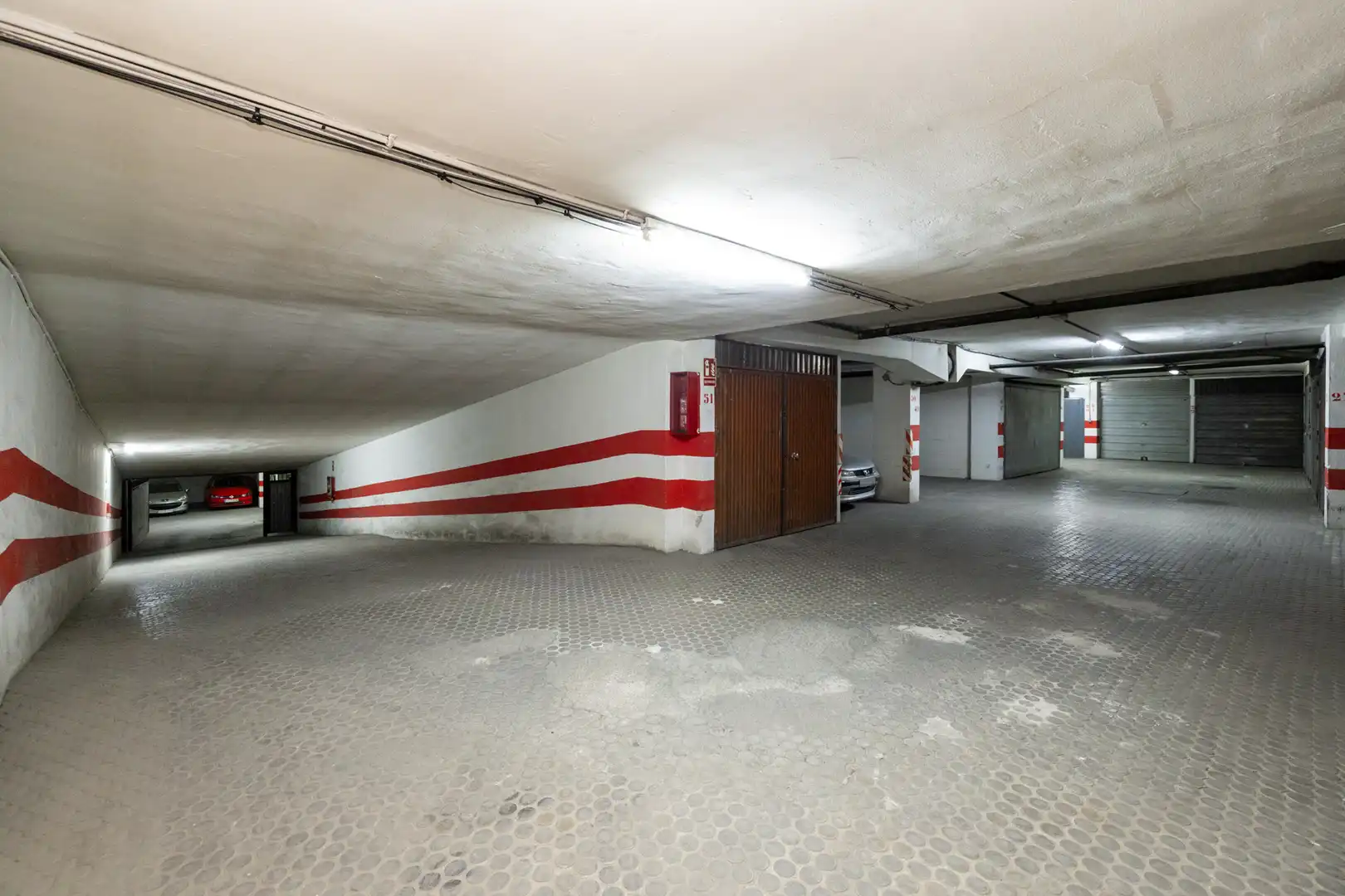Parkplatz von Garage zum Verkauf in Granada