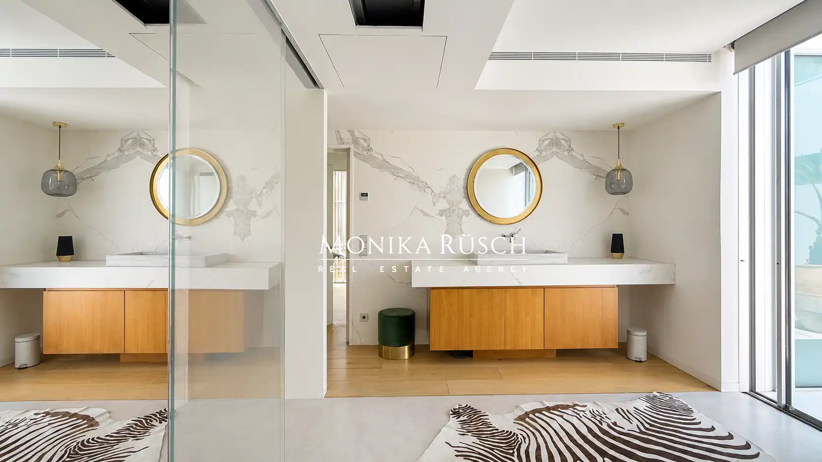 Bathroom of Houses for rent in Castelldefels  with Air Conditioner, Heating and Private garden