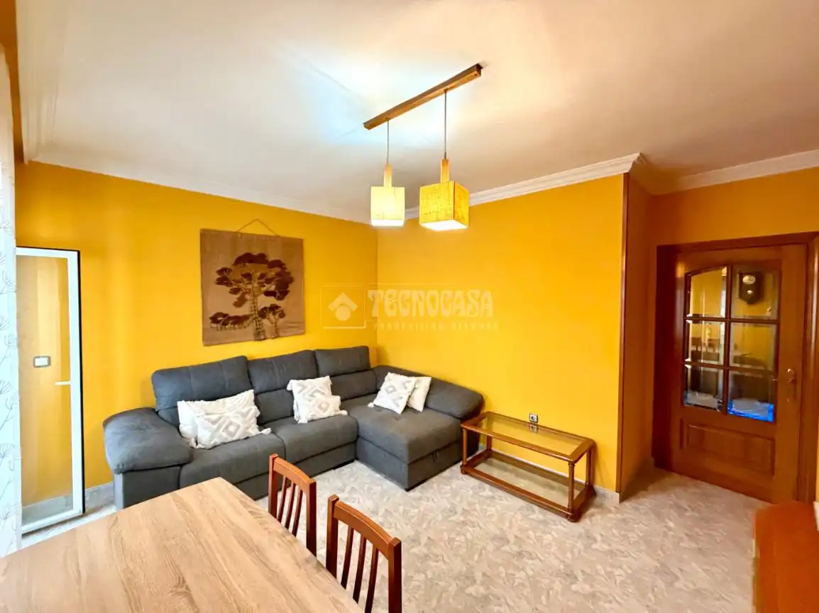 Sala de estar de Piso en venta en Marchamalo con Calefacción y Terraza