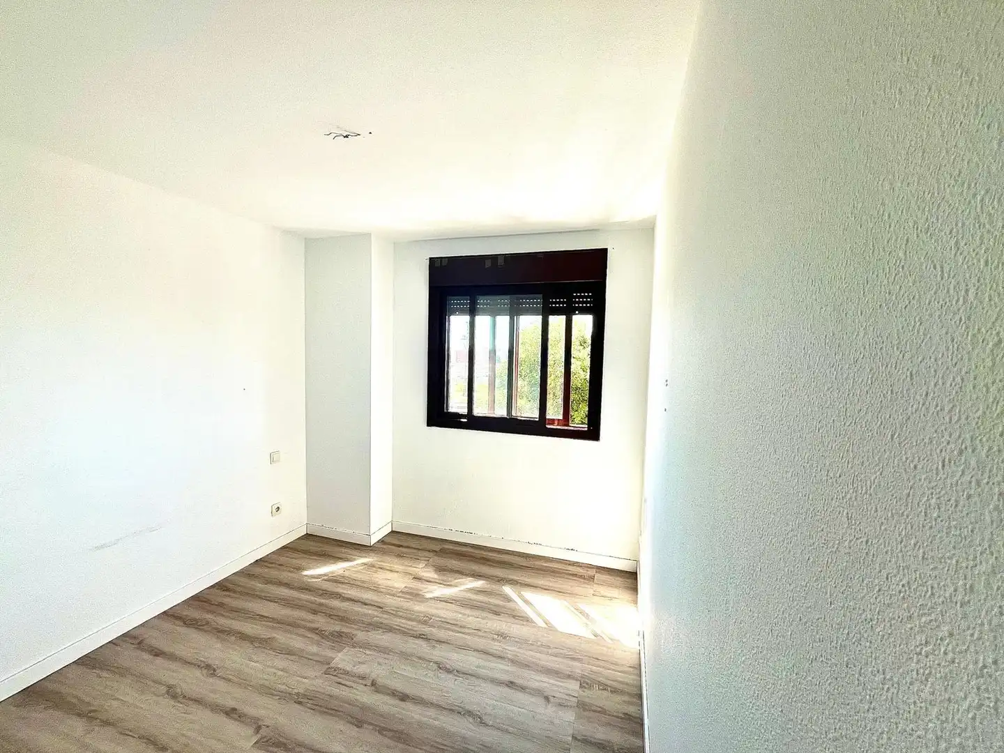 Bedroom of Flat for sale in Madrid  with Heating, Private garden and Terrace