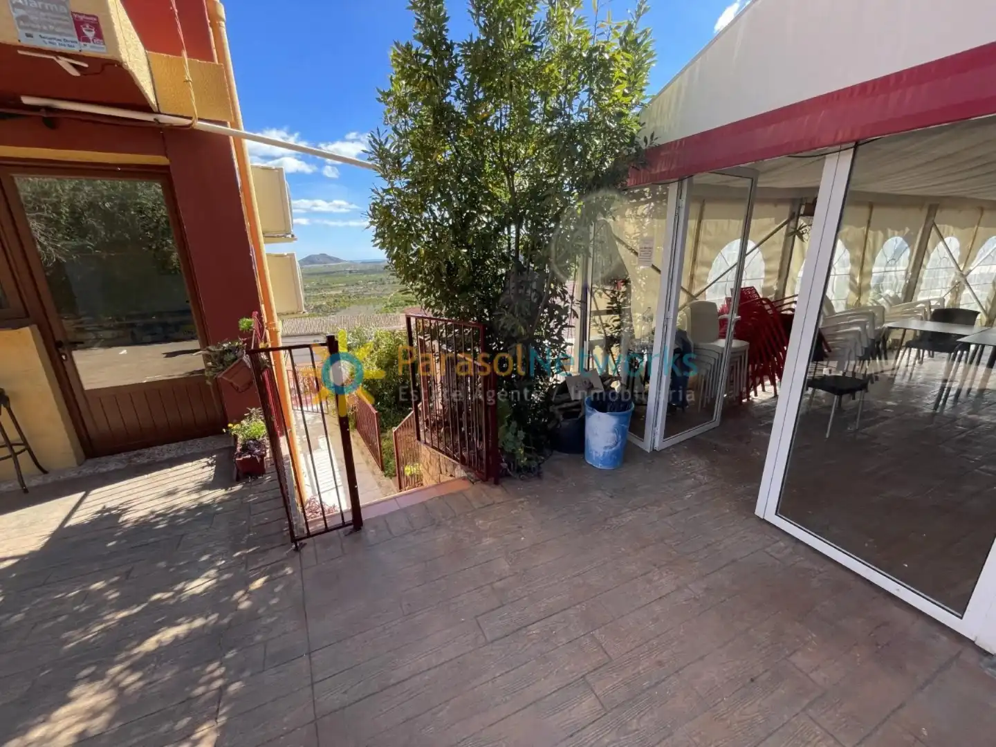 Terrace of Buildings for sale in Ador  with Community pool