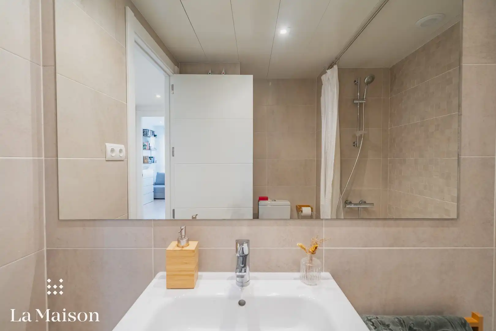 Badezimmer von Wohnung zum Verkauf in Sant Andreu de Llavaneres mit Heizung, Abstellraum und Balkon