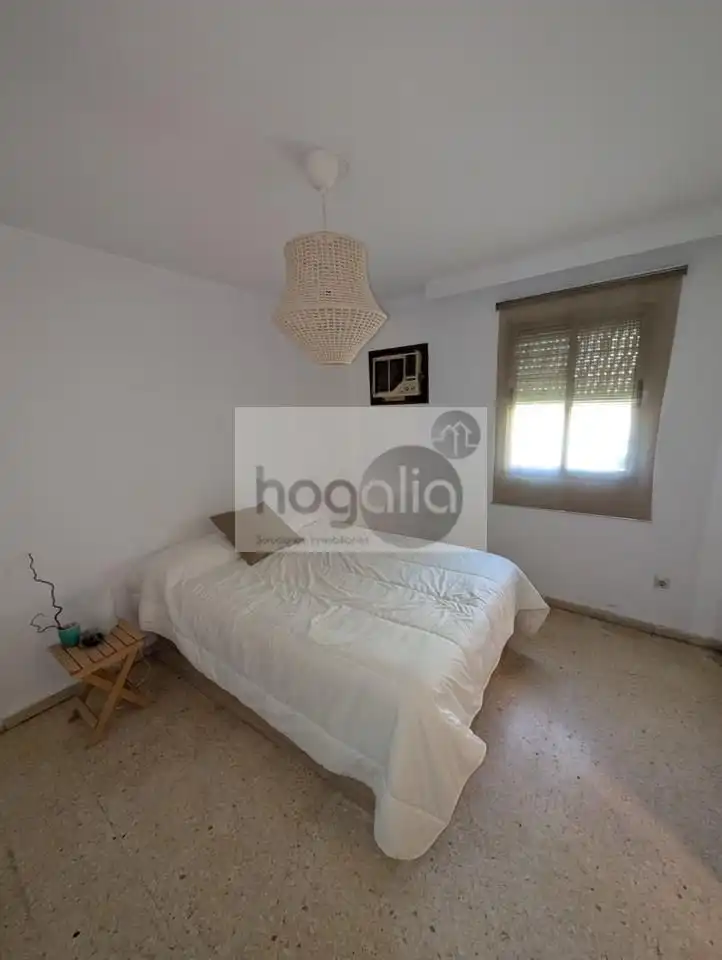 Bedroom of Ground floor for sale in Sevilla  with Furnished