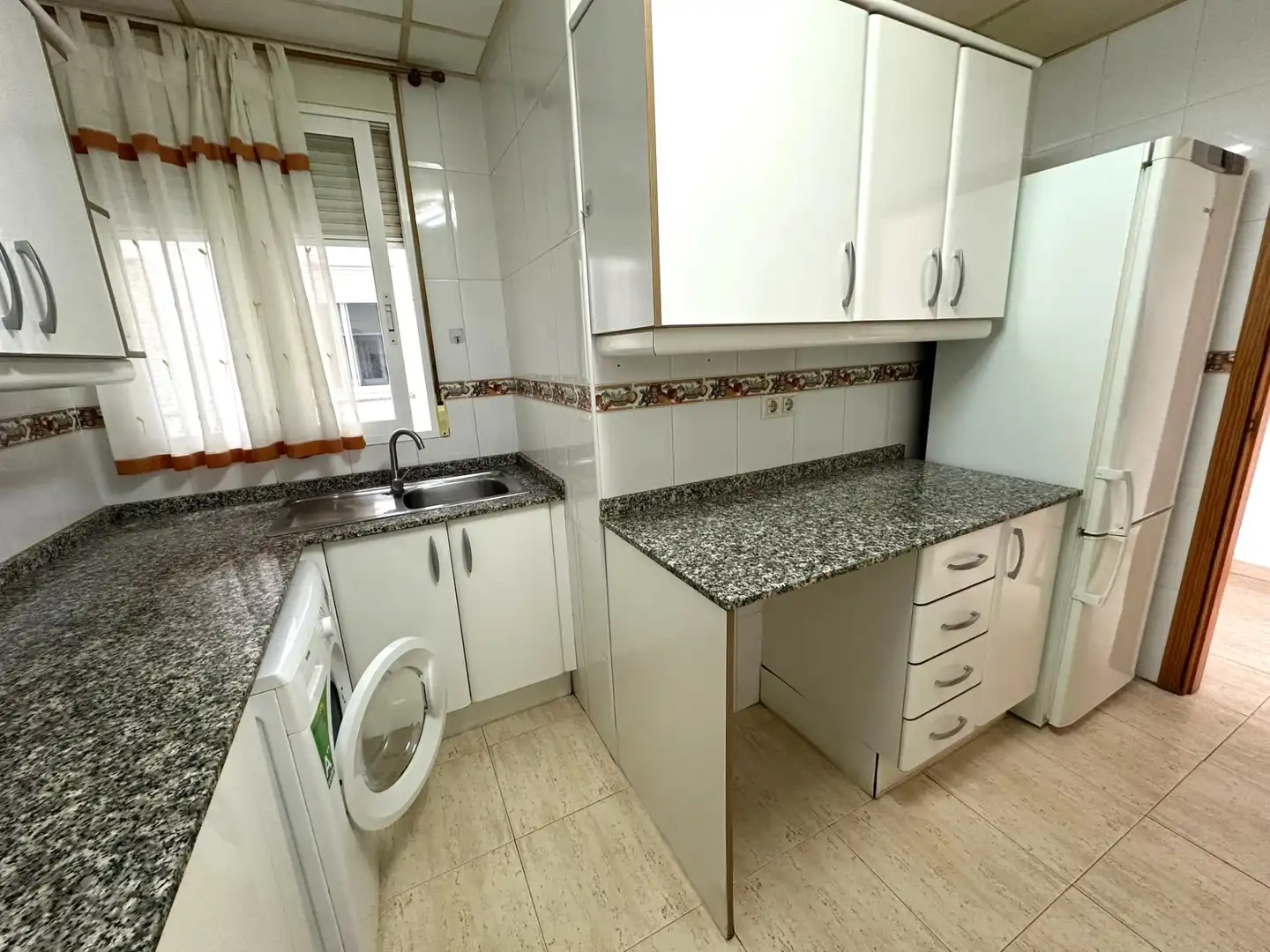 Kitchen of Flat for sale in Benicarló  with Terrace, Furnished and Oven