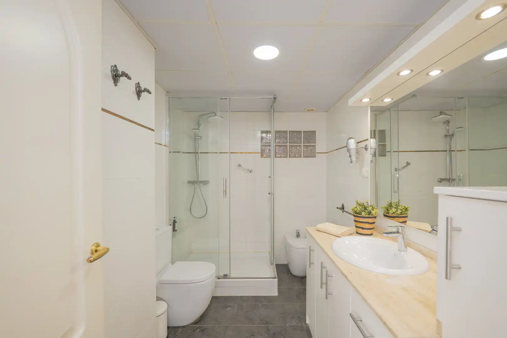 Baño de Ático en venta en Torremolinos con Aire acondicionado, Calefacción y Terraza
