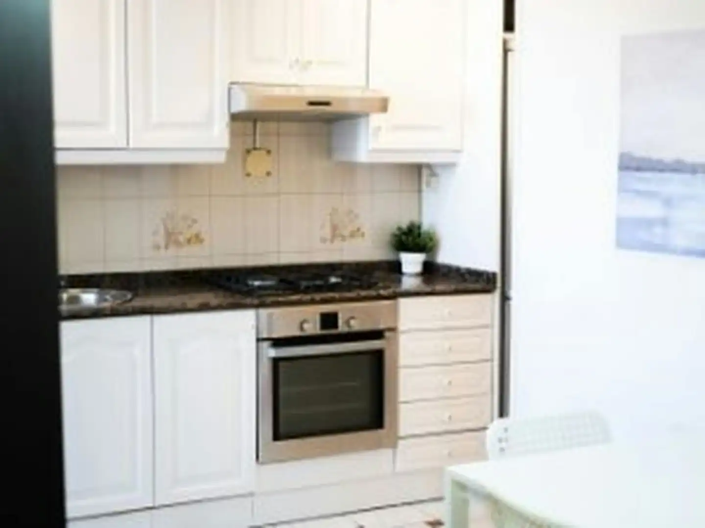 Kitchen of Flat for share in Valencia  with Furnished, Washing machine and TV
