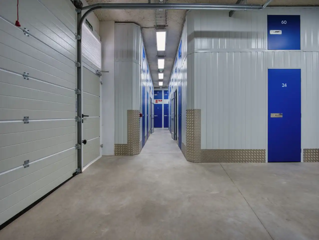 Storage room for rent in Sevilla  with Alarm