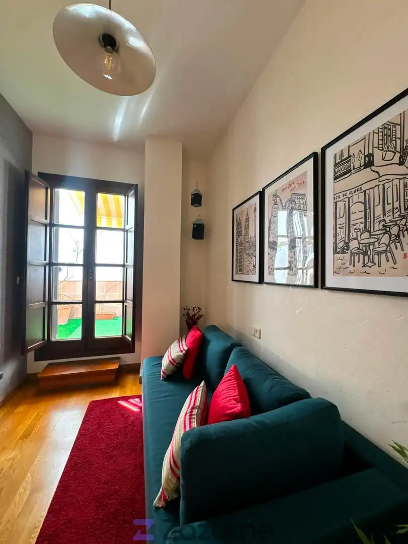 Sala d'estar de Apartament de lloguer en Granada amb Aire condicionat, Calefacció i Parquet