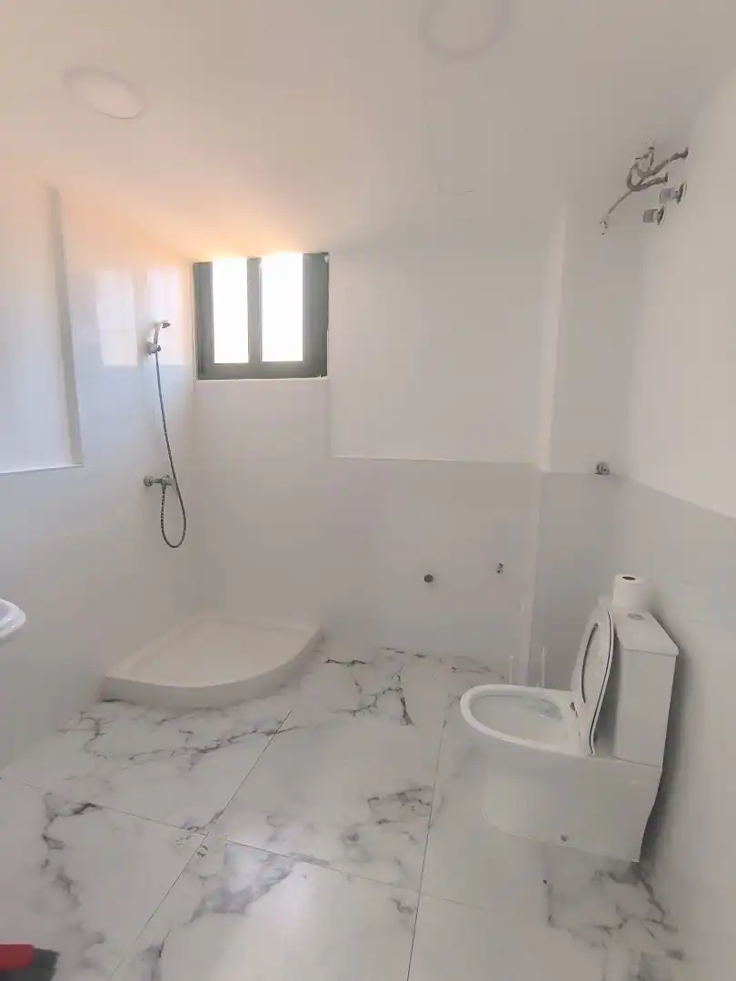 Baño de Local en venta en Fuengirola con Aire acondicionado y Alarma