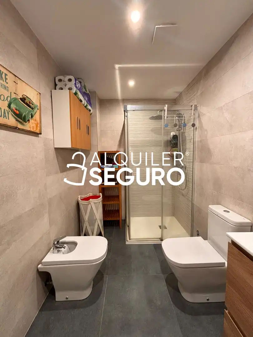 Bathroom of Flat for rent in Rivas-Vaciamadrid  with Air Conditioner, Heating and Terrace