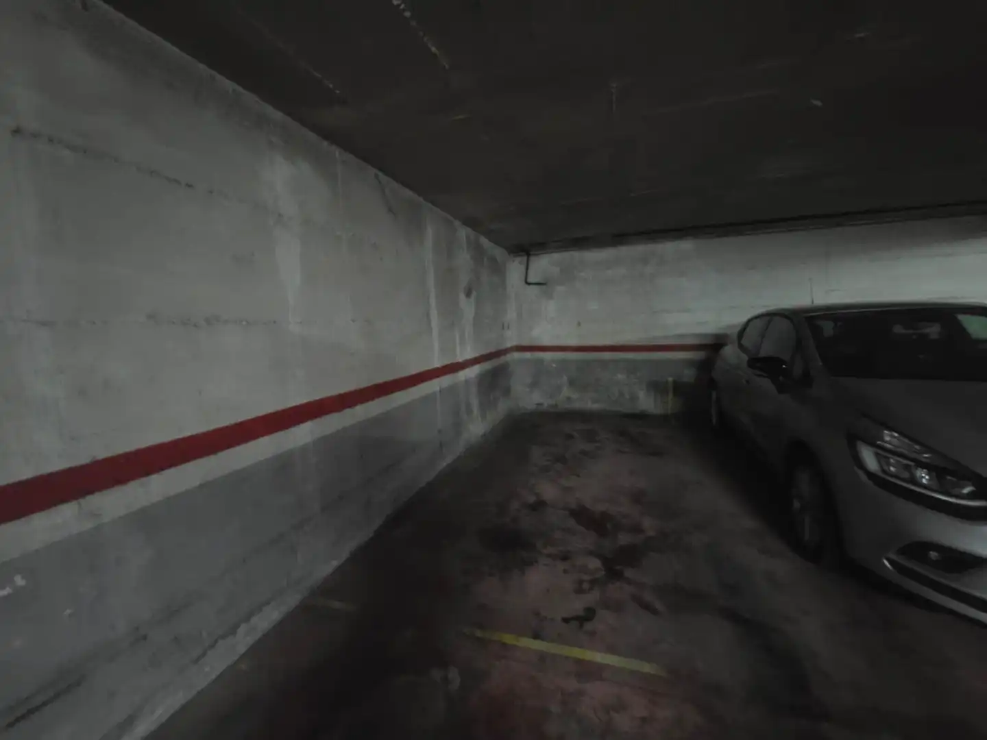 Parkplatz zum Verkauf in SIFO