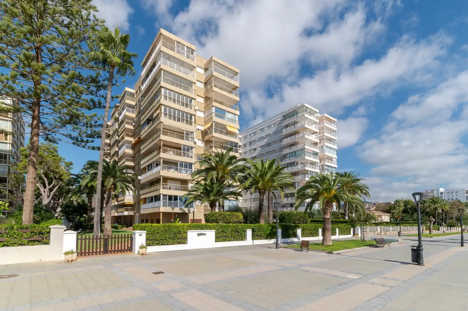 Apartamento con ascensor en venta en Passeig Marítimo Bernat Artola 30, imagen 43