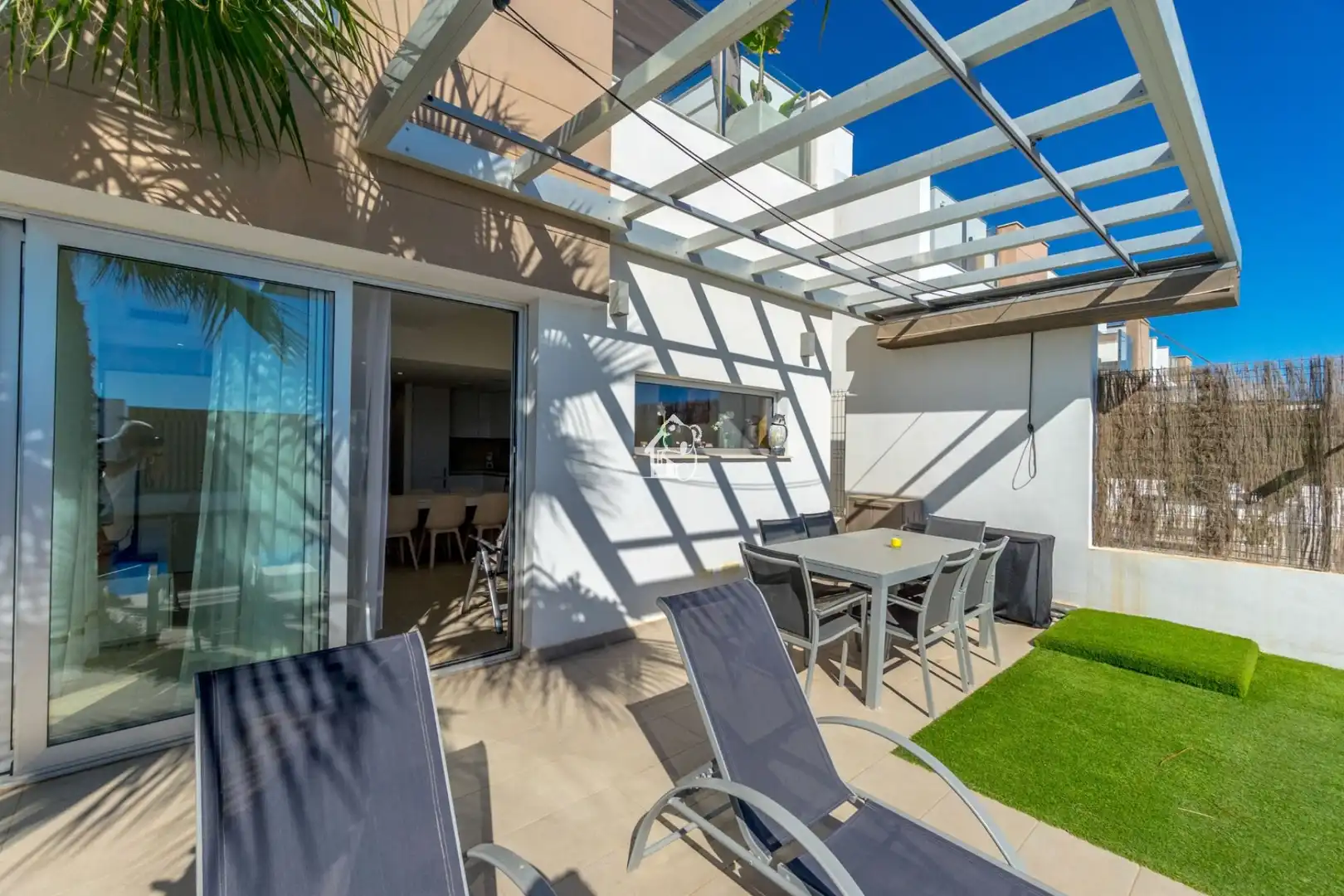 Terraza de Casa o chalet de alquiler en Guardamar del Segura con Aire acondicionado, Jardín privado y Terraza