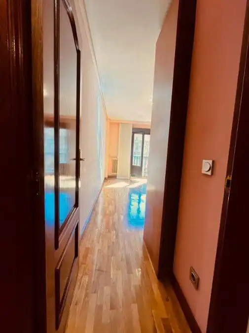 Wohnung zum Verkauf in Salamanca mit Klimaanlage, Heizung und Parkett
